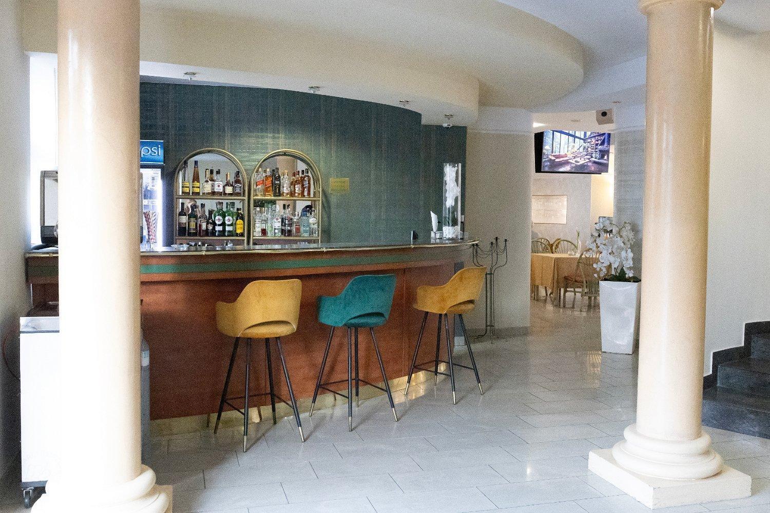 Hotel Calisia กาลิช ภายนอก รูปภาพ