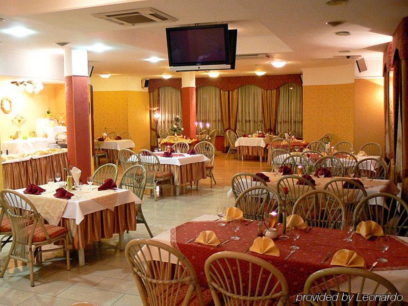 Hotel Calisia กาลิช ร้านอาหาร รูปภาพ